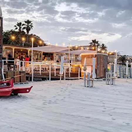 ゲストハウス Le Palmette